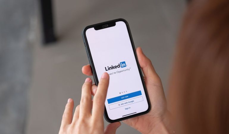 Why do I Need to Buy Linkedin Accounts?